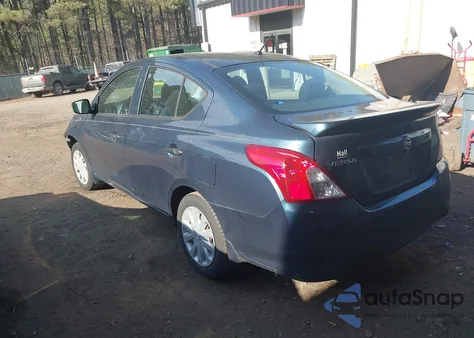 2017 Nissan Versa 1.6 S+ из США, поврежденный, VIN 3N1CN7AP5HL830039